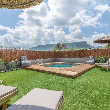 Cozy House With Pool Near Beach Gazi Bagian luar foto