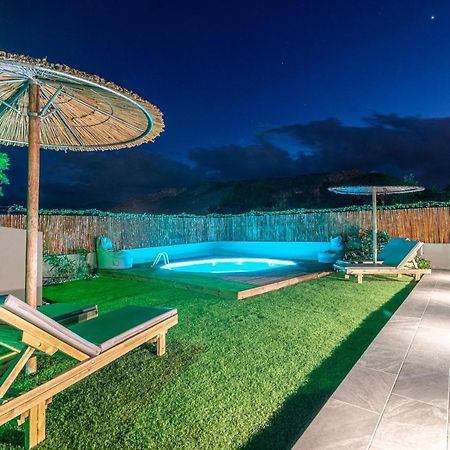 Cozy House With Pool Near Beach Gazi Bagian luar foto