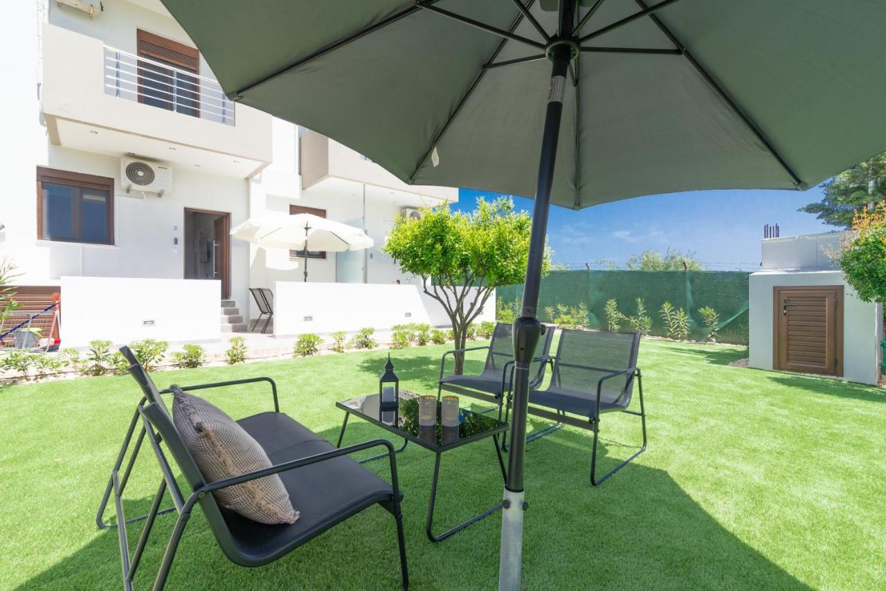 Cozy House With Pool Near Beach Gazi Bagian luar foto