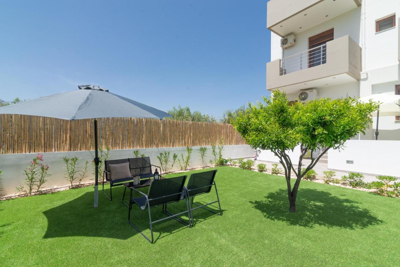 Cozy House With Pool Near Beach Gazi Bagian luar foto