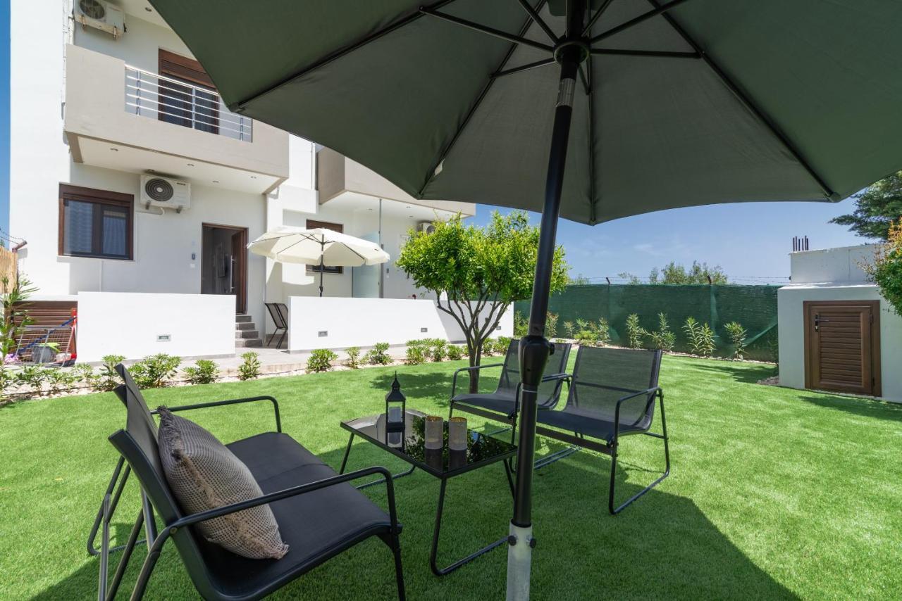 Cozy House With Pool Near Beach Gazi Bagian luar foto