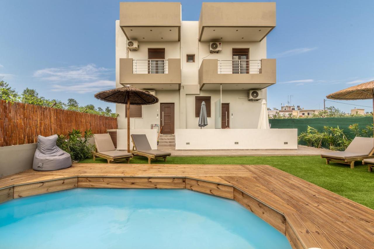 Cozy House With Pool Near Beach Gazi Bagian luar foto