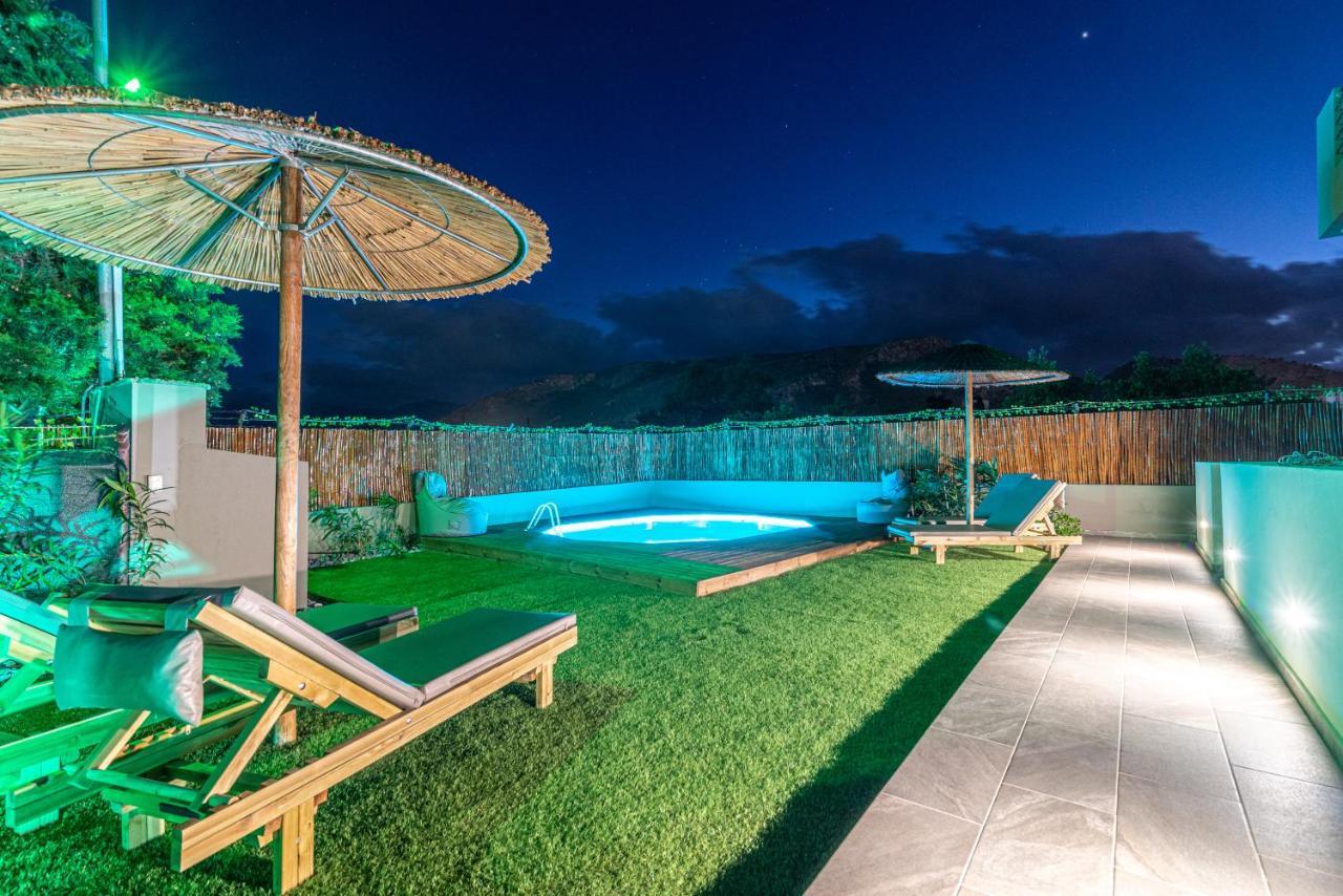 Cozy House With Pool Near Beach Gazi Bagian luar foto