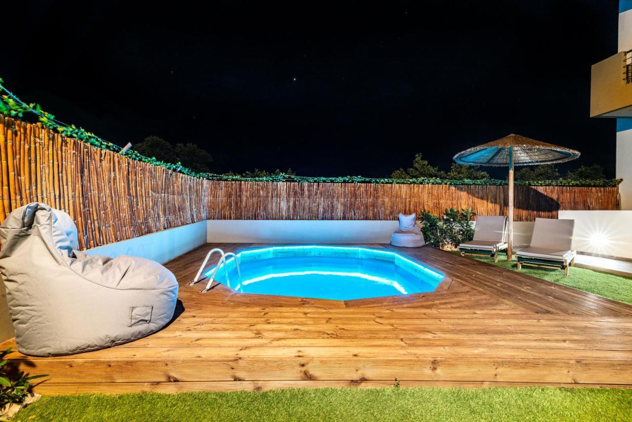Cozy House With Pool Near Beach Gazi Bagian luar foto