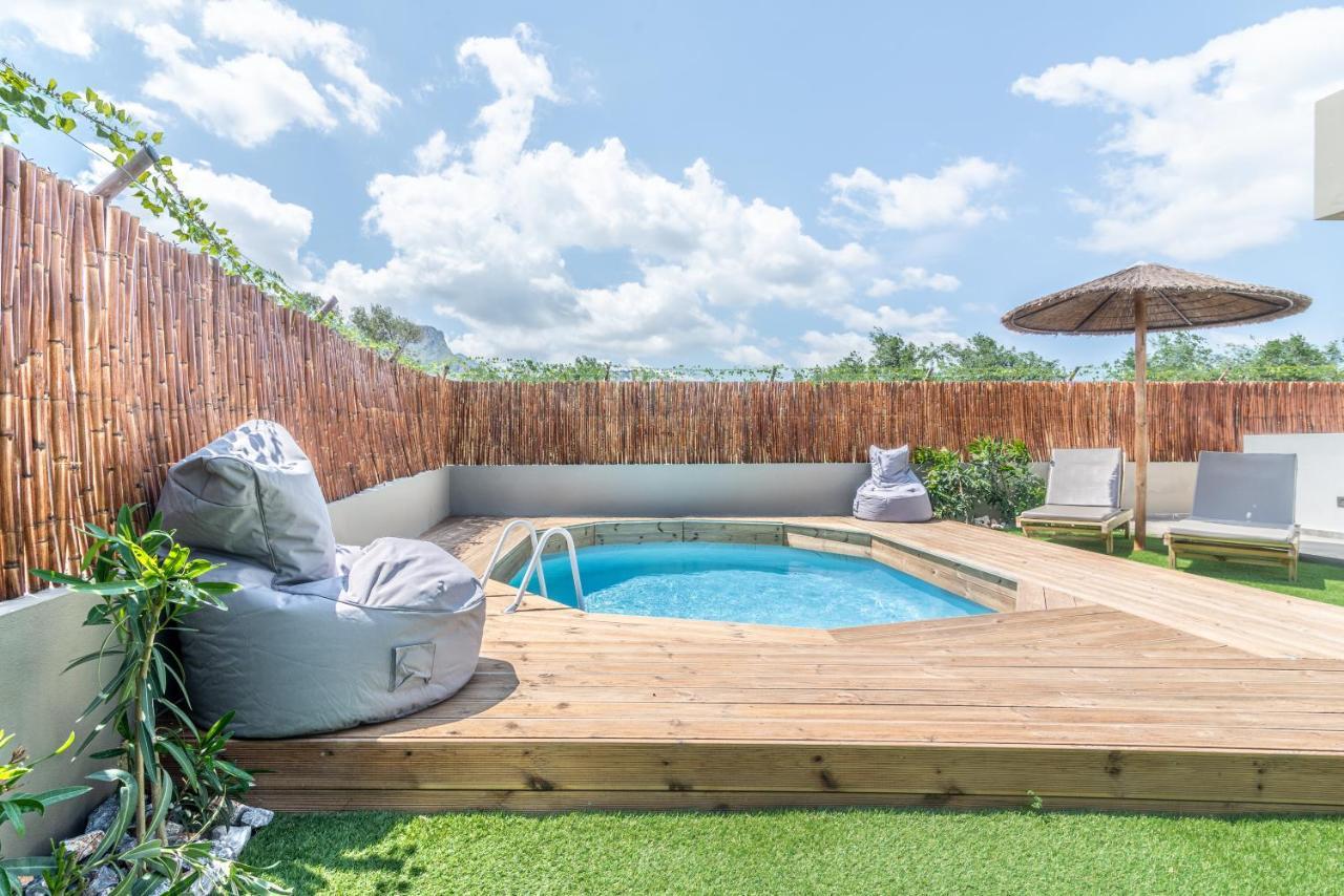 Cozy House With Pool Near Beach Gazi Bagian luar foto