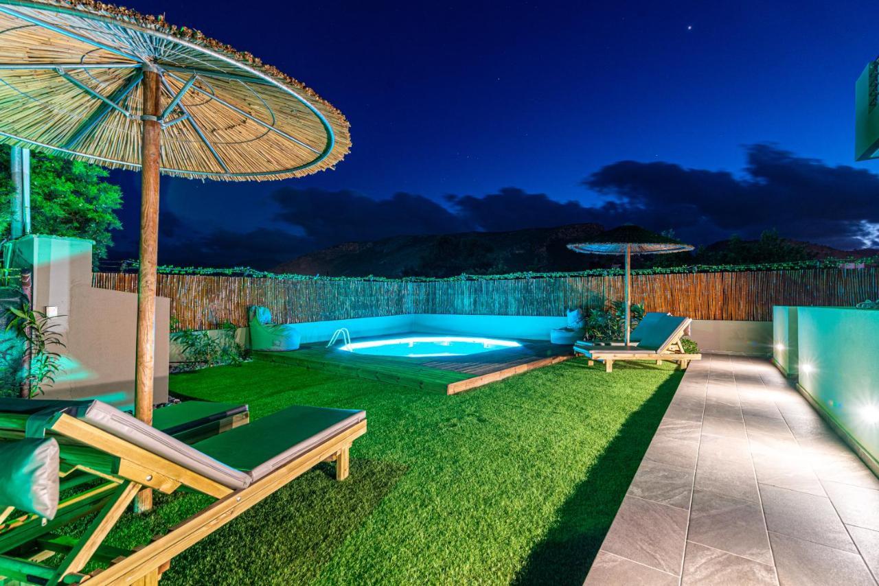 Cozy House With Pool Near Beach Gazi Bagian luar foto